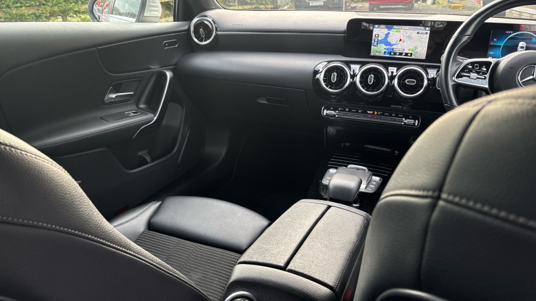 Mercedes-Benz A-Class A180 Sport 5dr Auto Petrol Hatchback